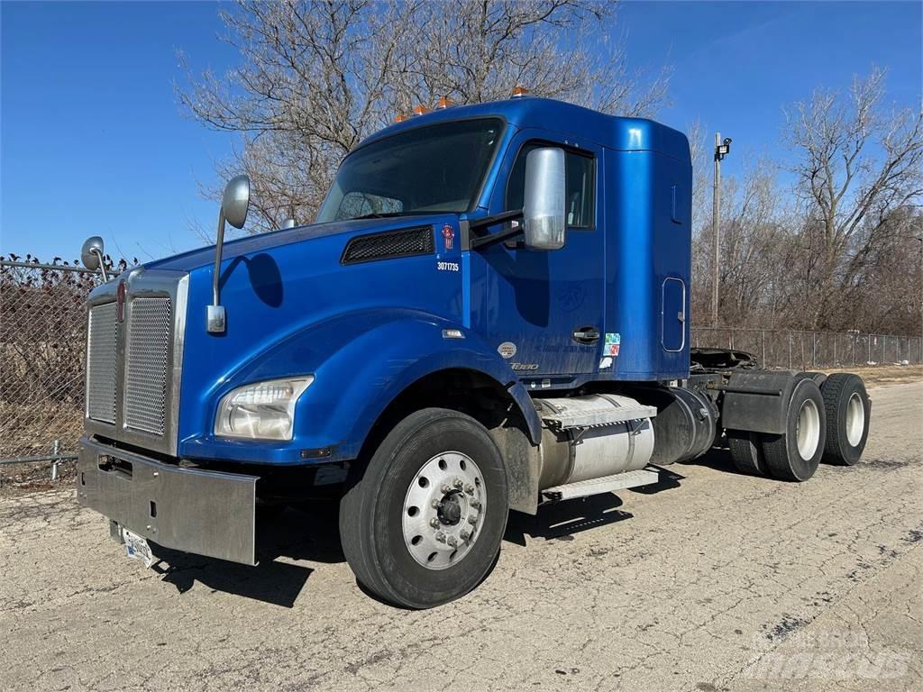 Kenworth T880 Ciągniki siodłowe