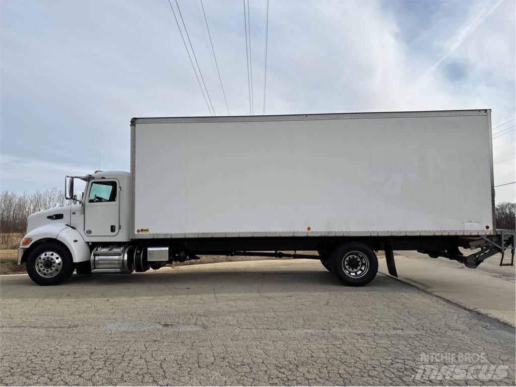 Peterbilt 337 Samochody ciężarowe ze skrzynią zamkniętą