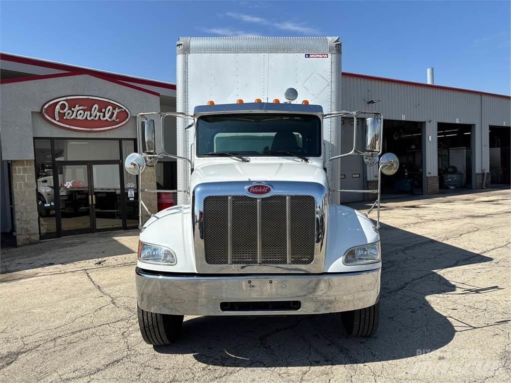 Peterbilt 337 Samochody ciężarowe ze skrzynią zamkniętą