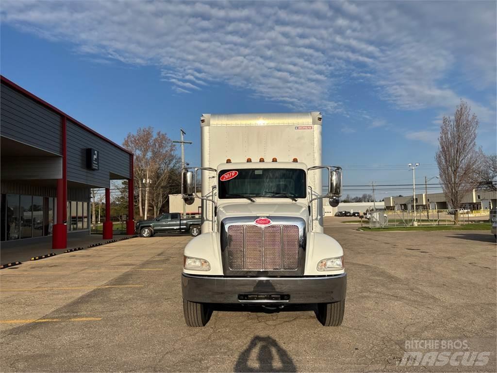 Peterbilt 337 Samochody ciężarowe ze skrzynią zamkniętą