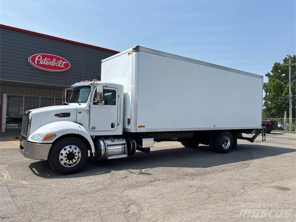 Peterbilt 337 Samochody ciężarowe ze skrzynią zamkniętą