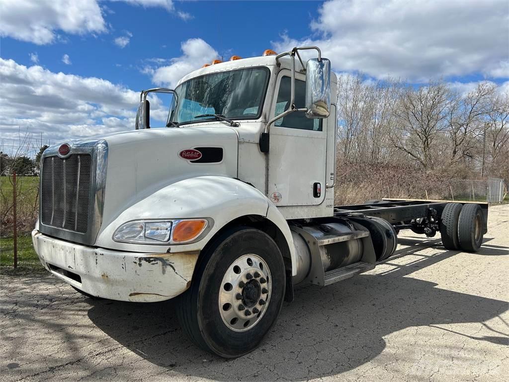 Peterbilt 337 Pojazdy pod zabudowę