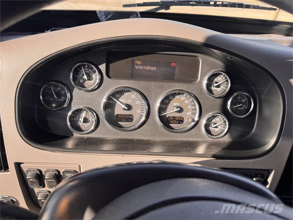 Peterbilt 337 Samochody ciężarowe ze skrzynią zamkniętą