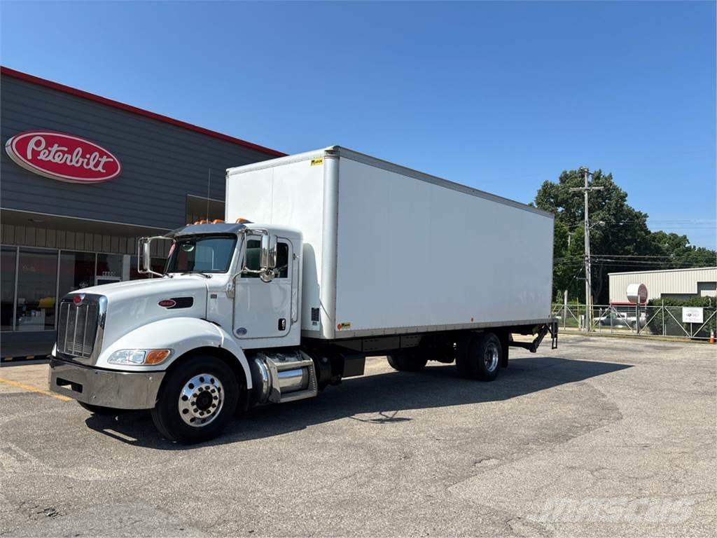 Peterbilt 337 Samochody ciężarowe ze skrzynią zamkniętą