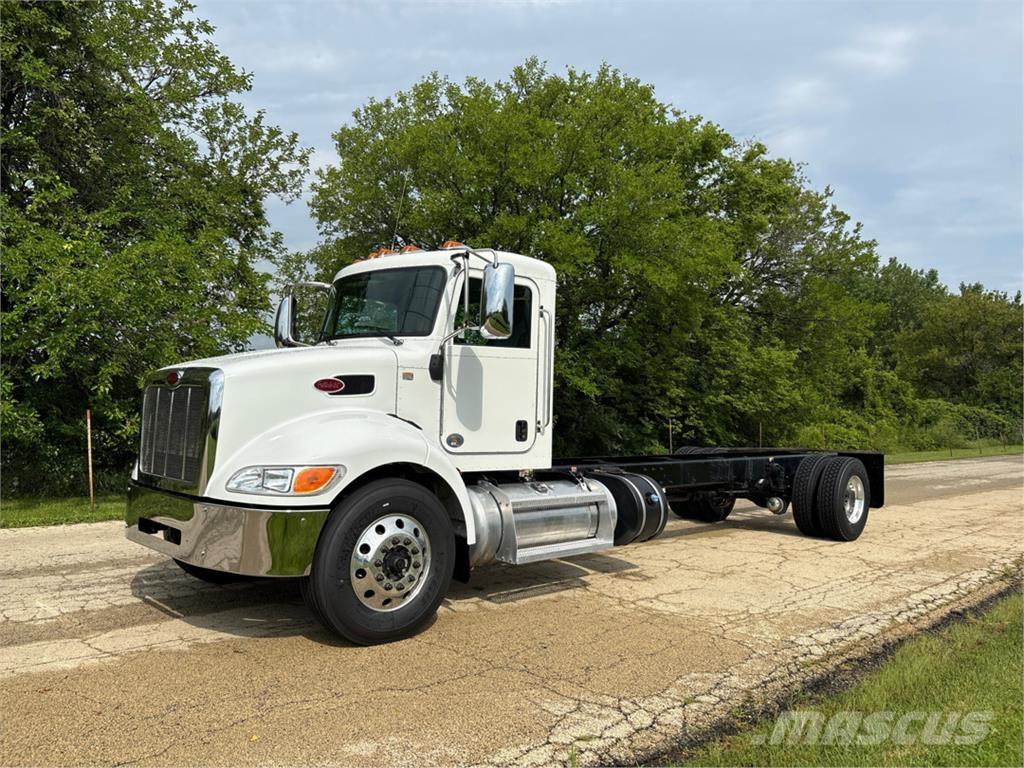 Peterbilt 337 Inne