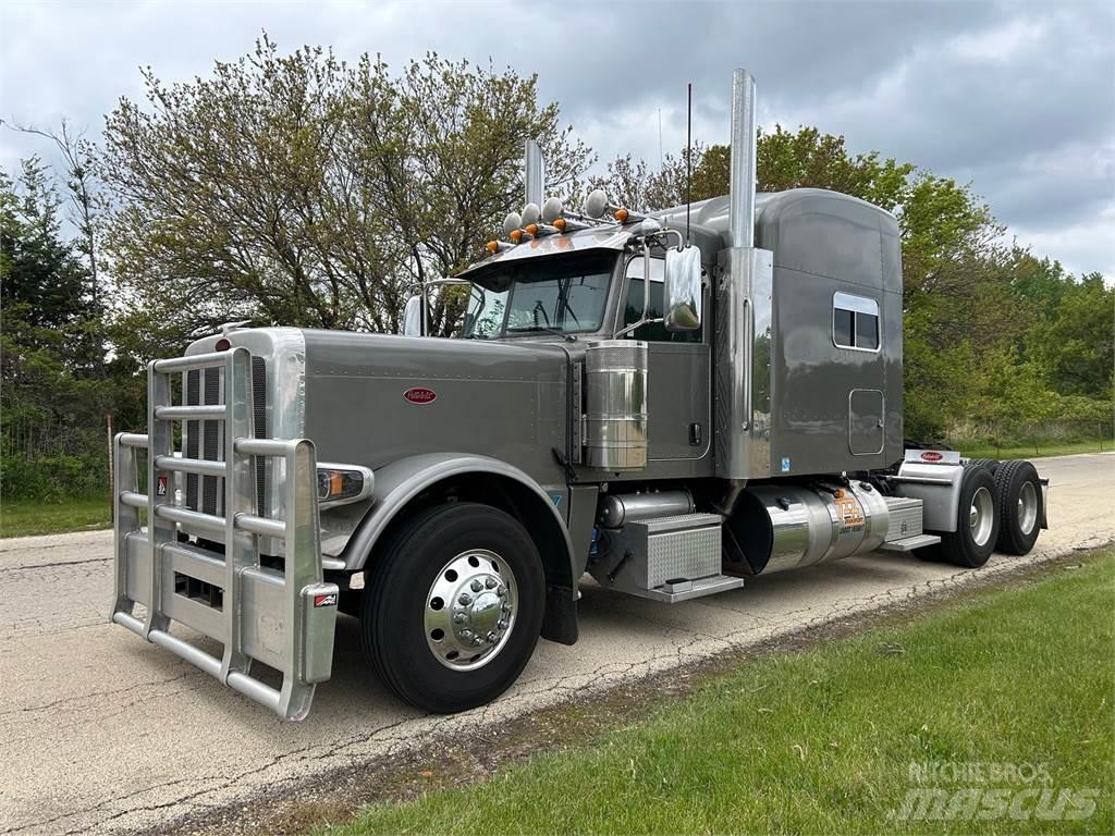 Peterbilt 389 Inne