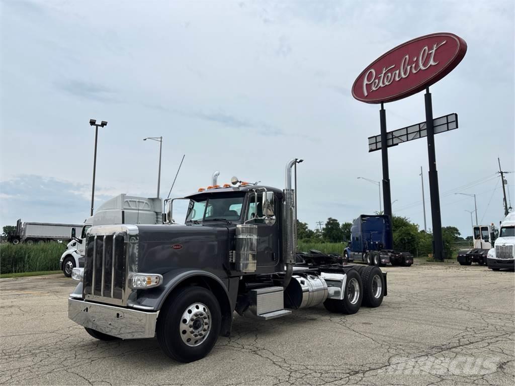 Peterbilt 389 Inne