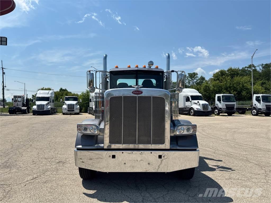 Peterbilt 389 Inne