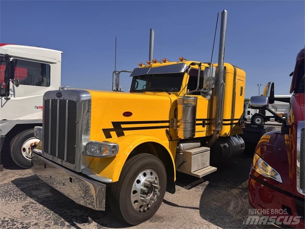 Peterbilt 389 Inne