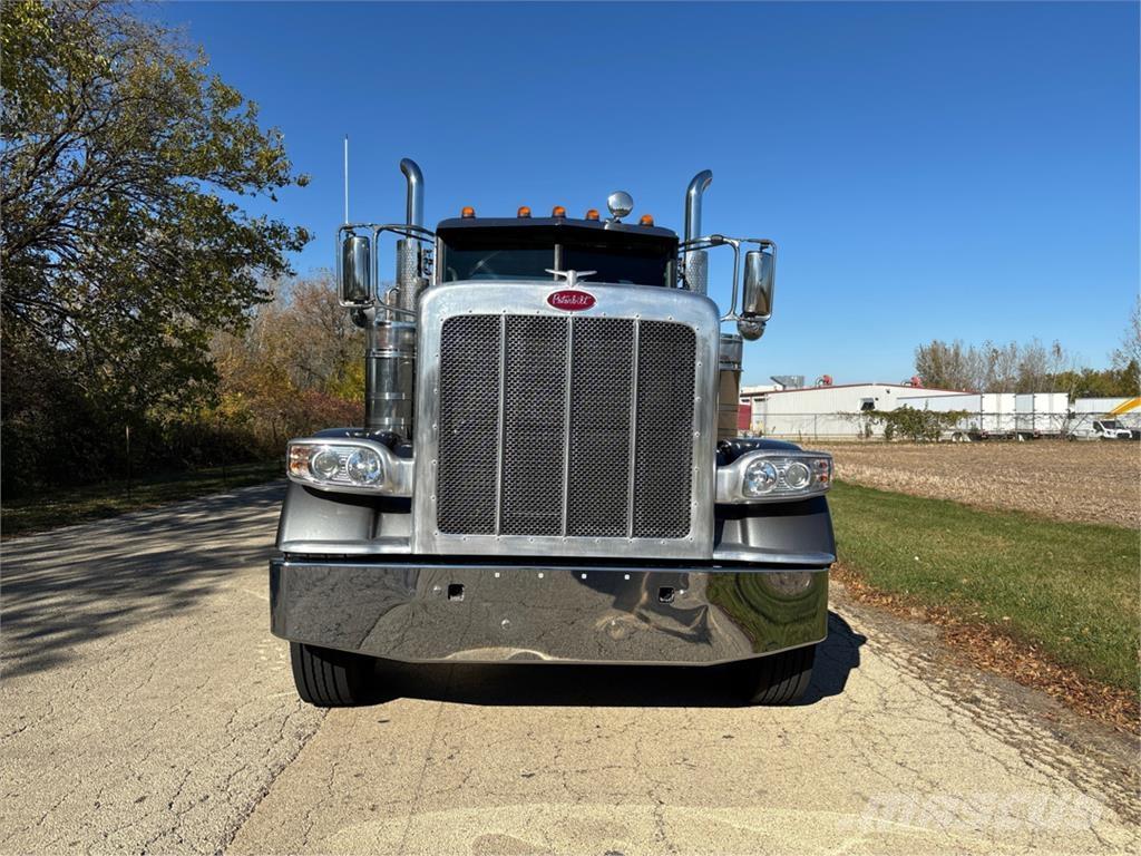 Peterbilt 389 Inne