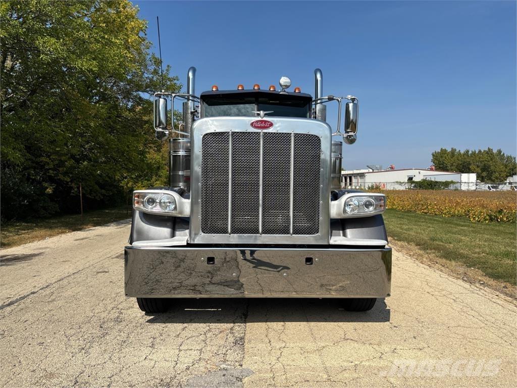 Peterbilt 389 Inne