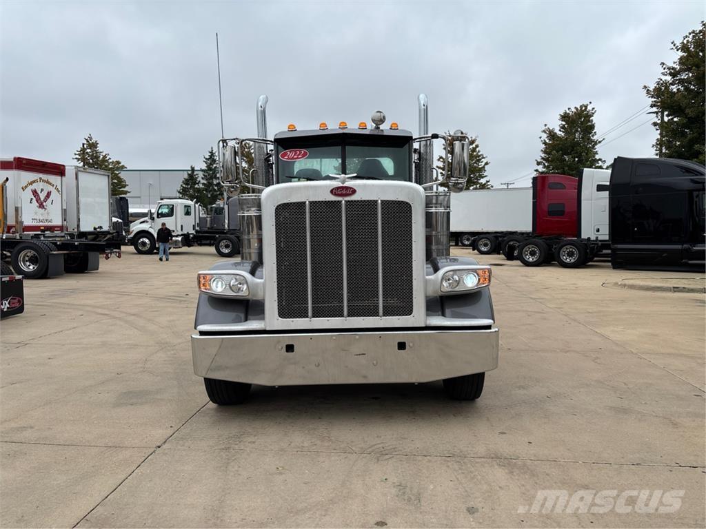 Peterbilt 389 Inne
