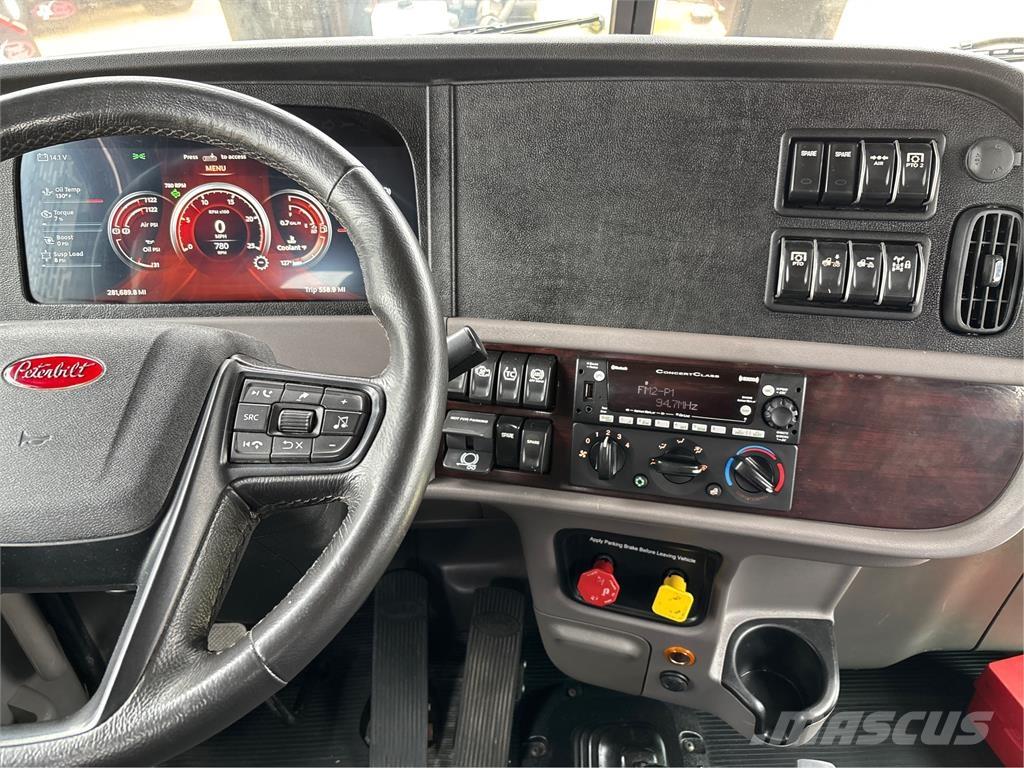 Peterbilt 389 Inne