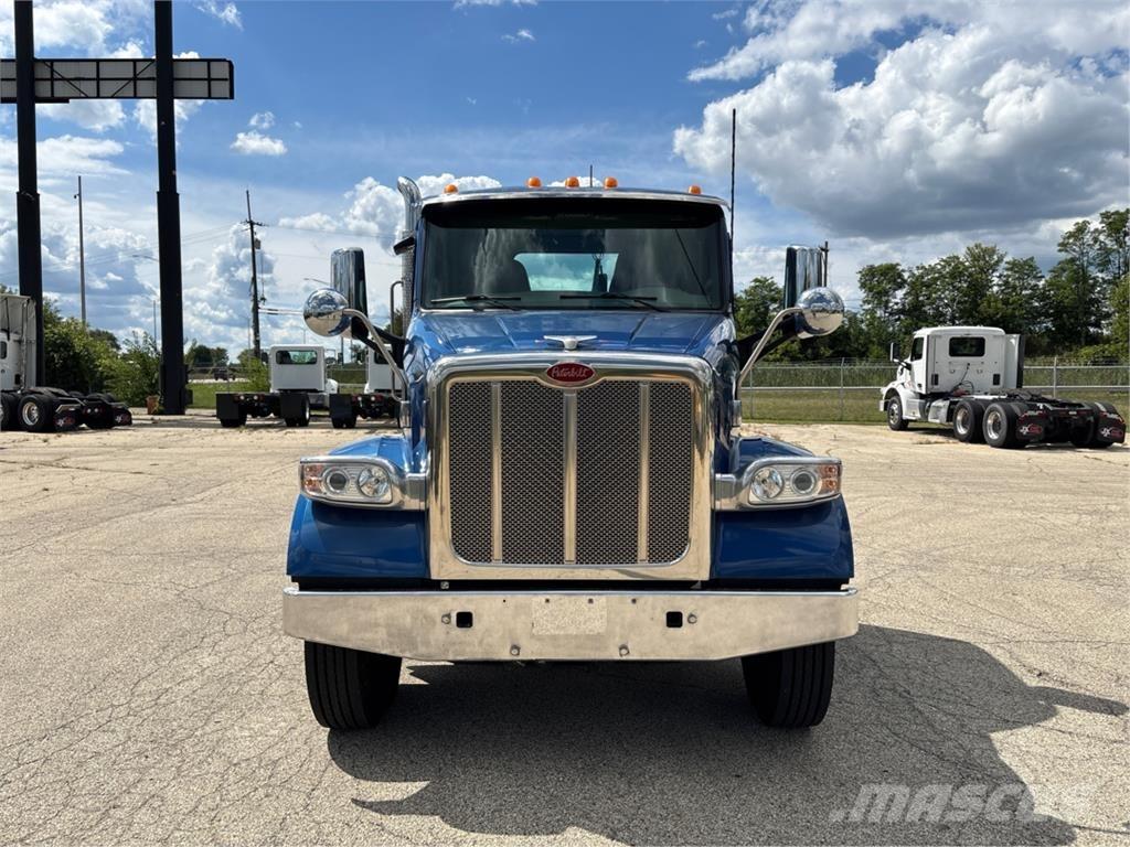 Peterbilt 567 Inne
