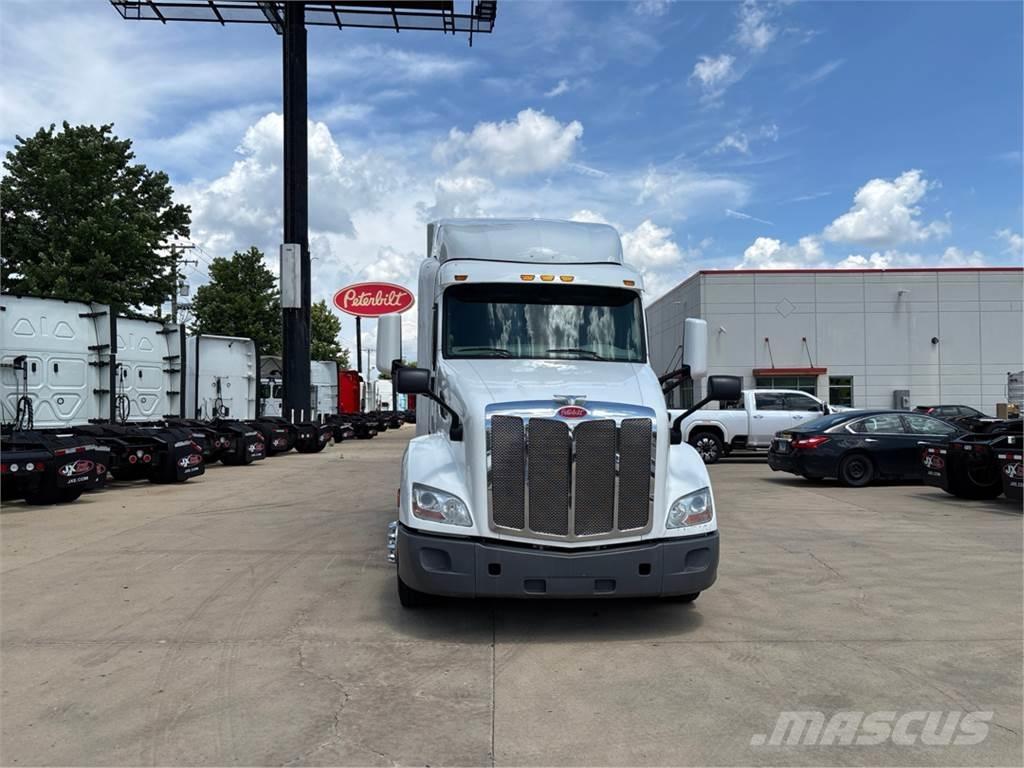 Peterbilt 579 Inne