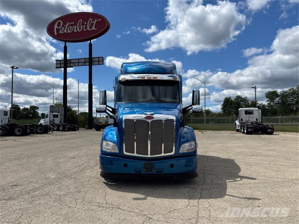 Peterbilt 579 Inne