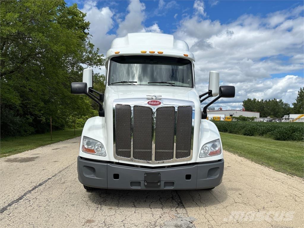 Peterbilt 579 Inne