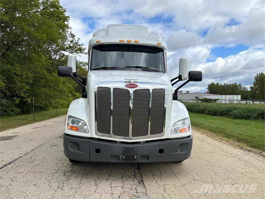 Peterbilt 579 Inne
