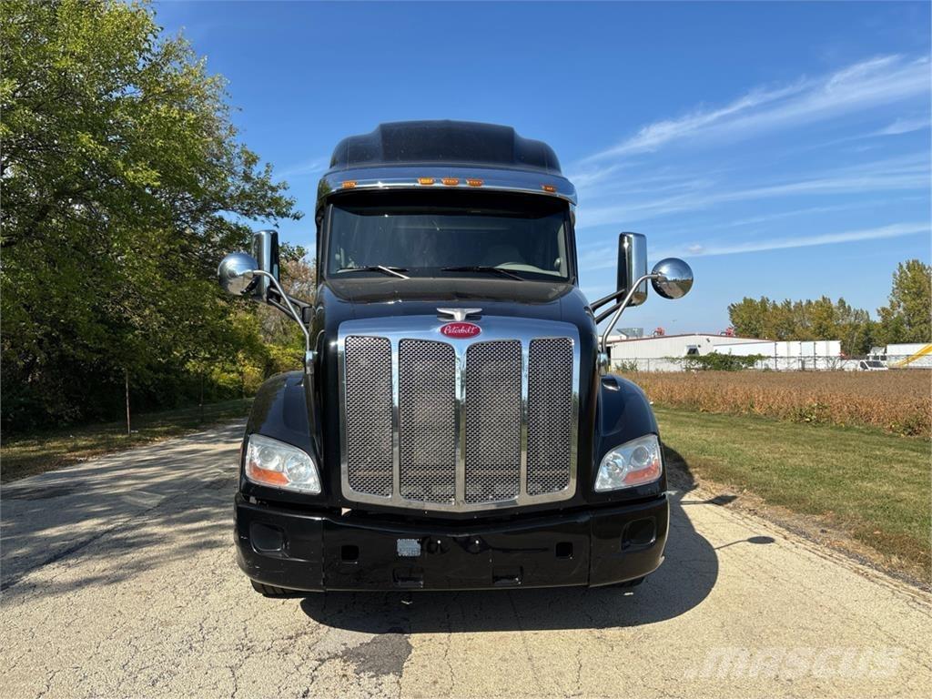 Peterbilt 579 Inne