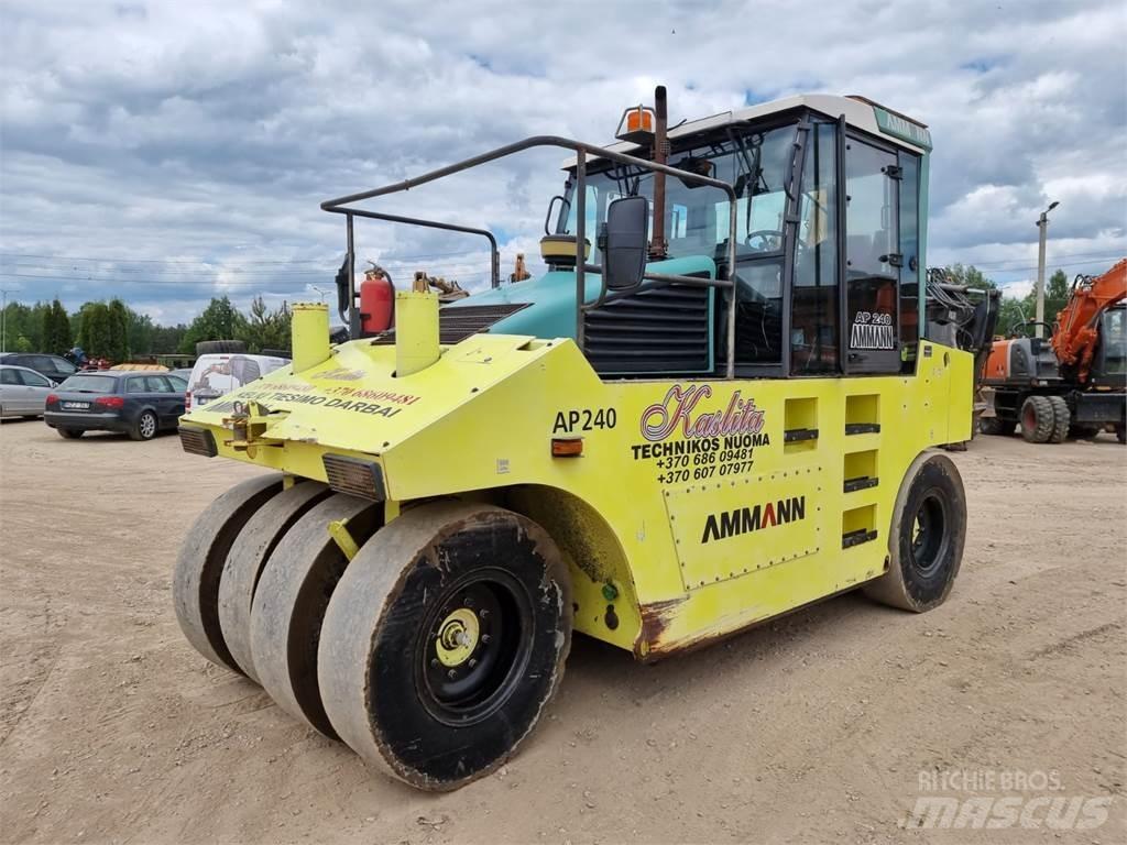 Ammann AP240 Walce ogumione