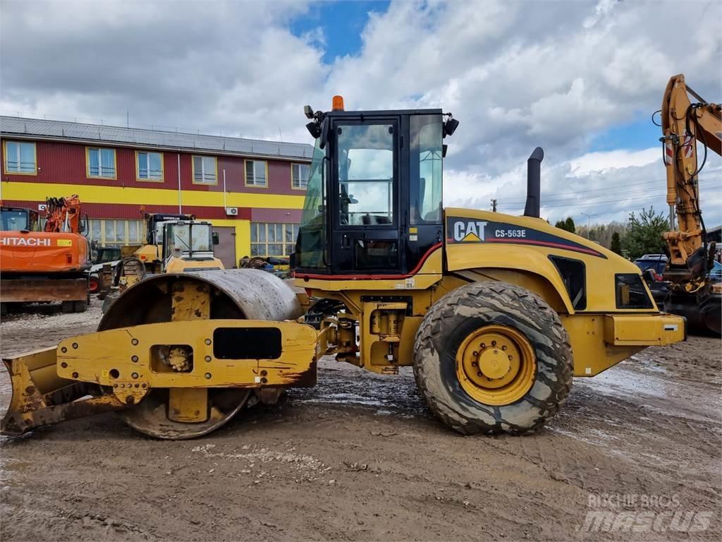 CAT CS 563E Walce jednobębnowe