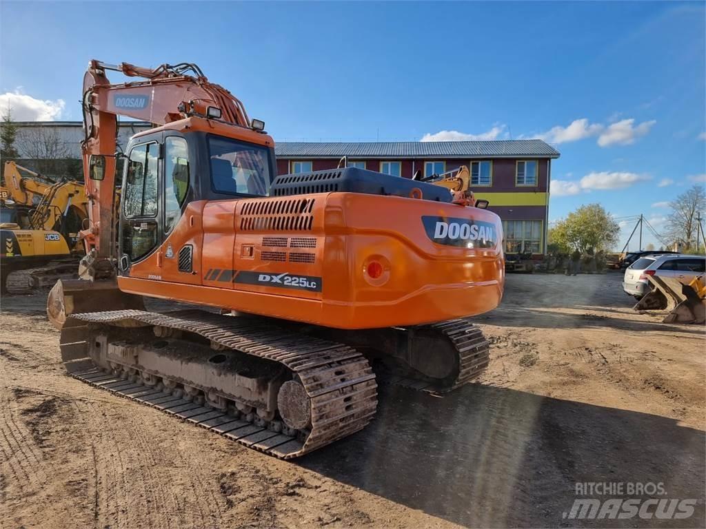 Doosan DX 225LC-3 Koparki gąsienicowe
