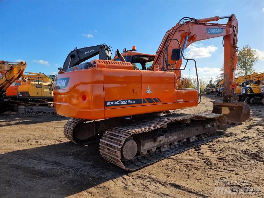 Doosan DX 225LC-3 Koparki gąsienicowe