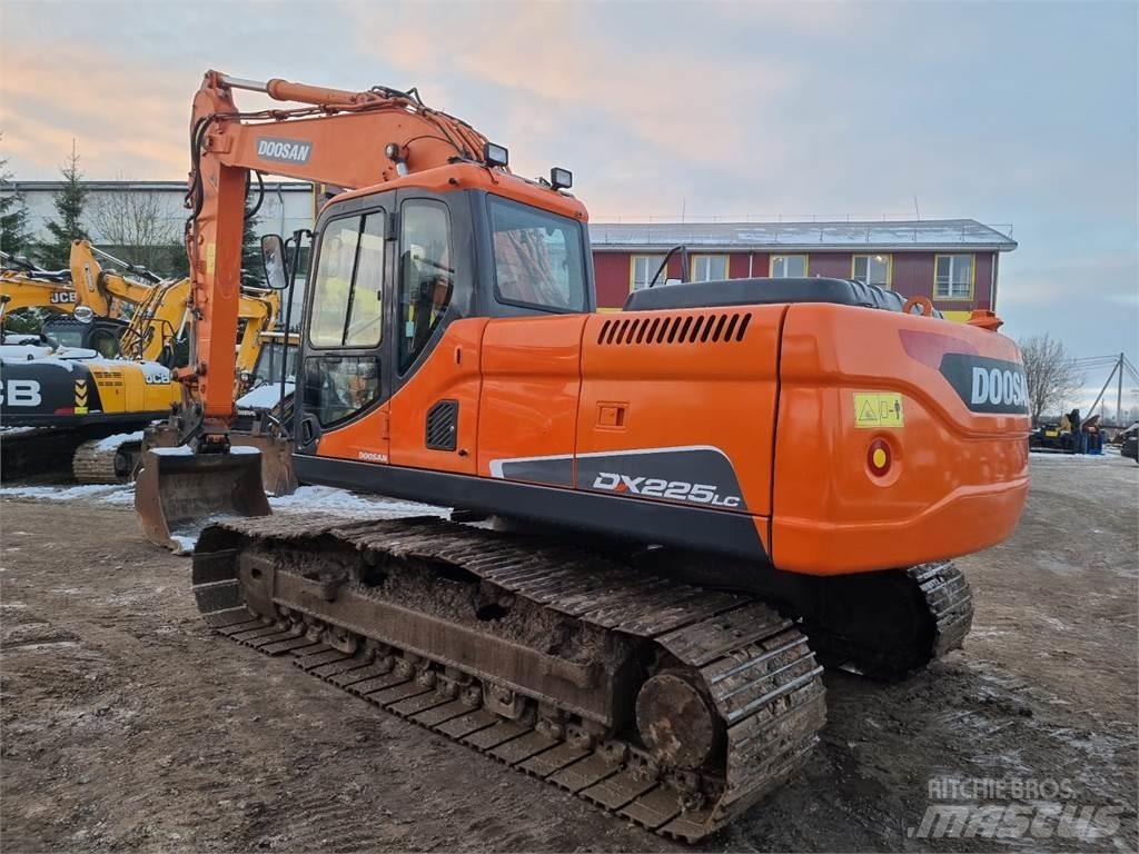 Doosan DX225LC Koparki gąsienicowe