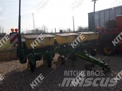 John Deere 1755 Siewniki kombinowane
