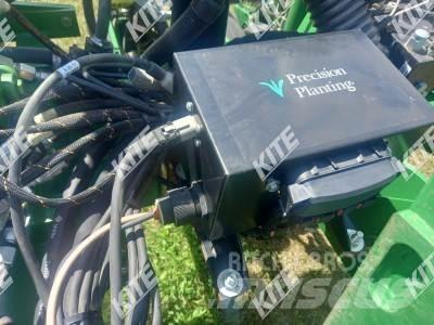 John Deere 1765NT Siewniki kombinowane