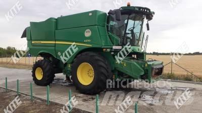 John Deere S670 Kombajny zbożowe