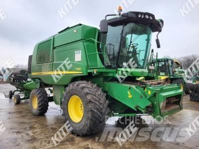 John Deere T550 2WD Kombajny zbożowe