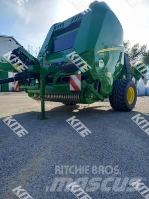 John Deere V451M Prasy zwijające