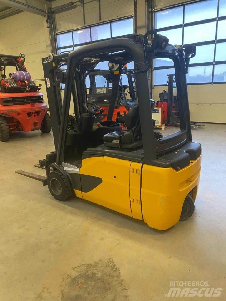 Linde E 18 L-02 Wózki elektryczne