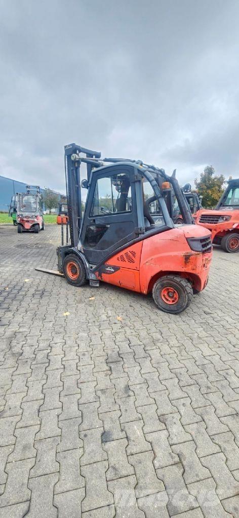 Linde H 30 D-02 Wózki Diesla