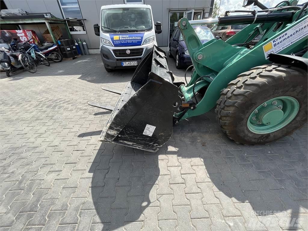 CAT 906 M Ładowarki kołowe