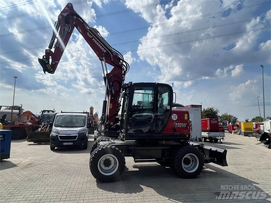 Yanmar B110W Koparki kołowe