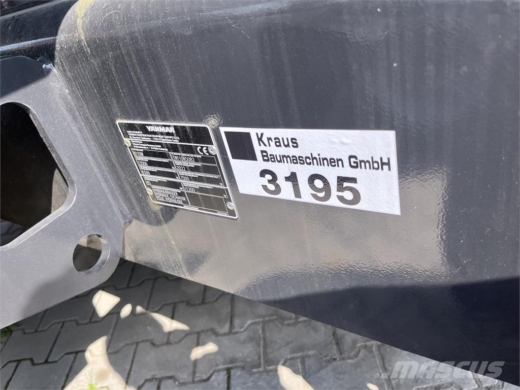 Yanmar B110W Koparki kołowe