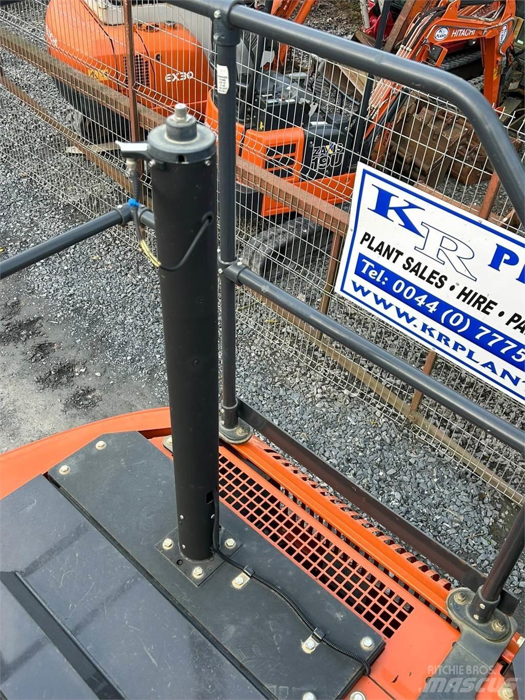 Hitachi ZX130LCN-6 Koparki gąsienicowe