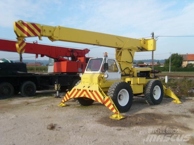 Austin WESTERN Żurawie terenowe