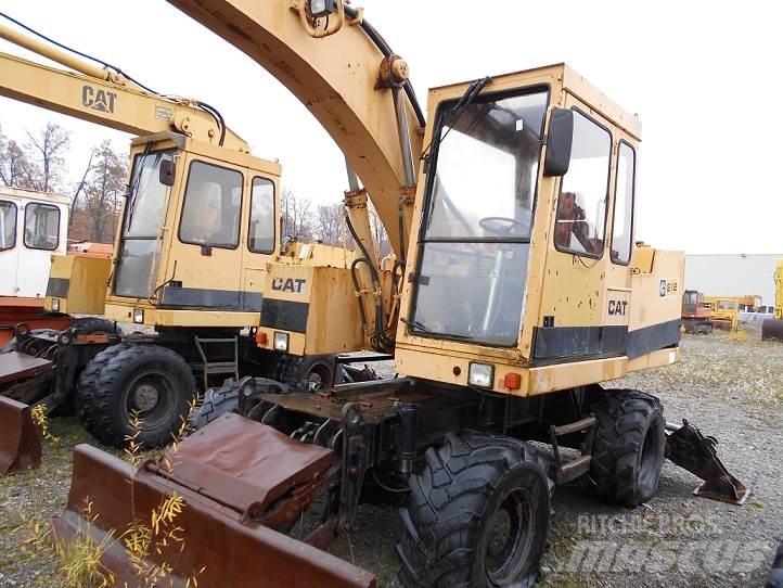CAT 212B FT Koparki kołowe