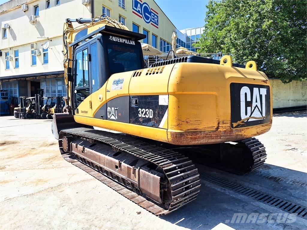 CAT 323D Koparki gąsienicowe