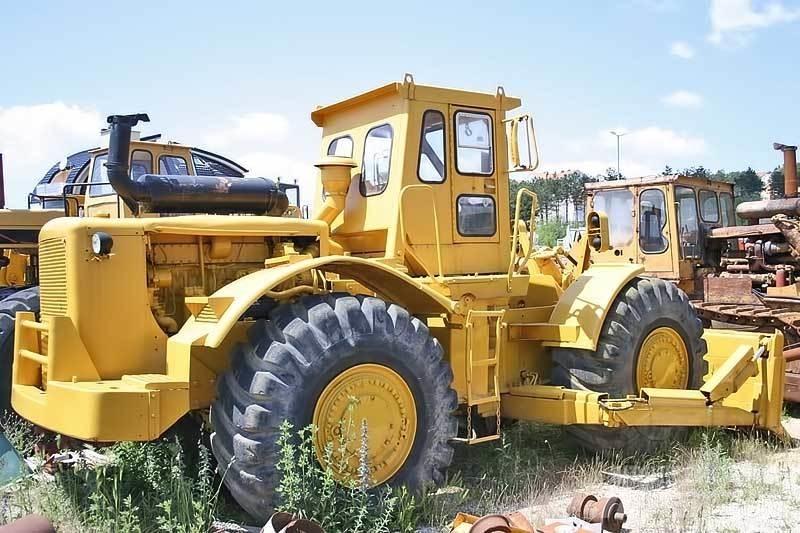 CAT 824B Spycharki kołowe