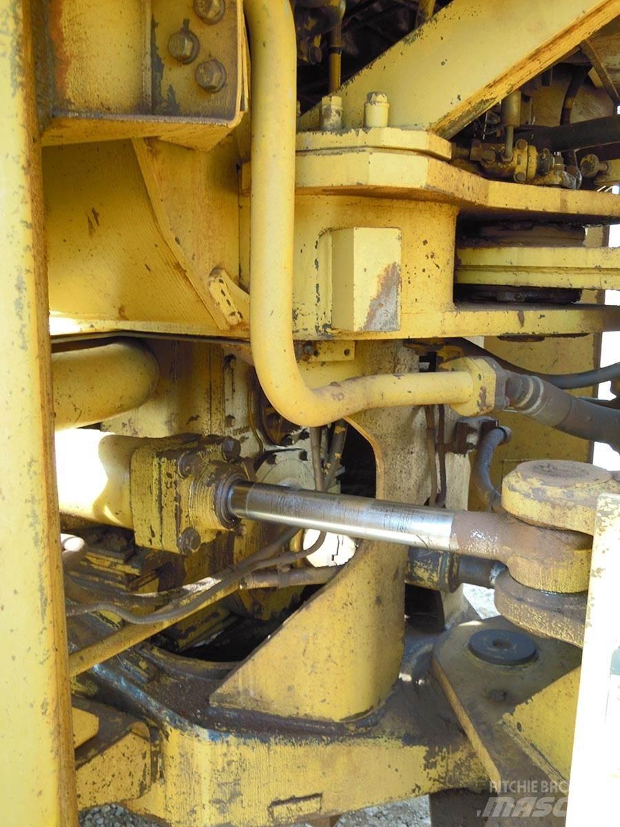 CAT 988B Ładowarki kołowe