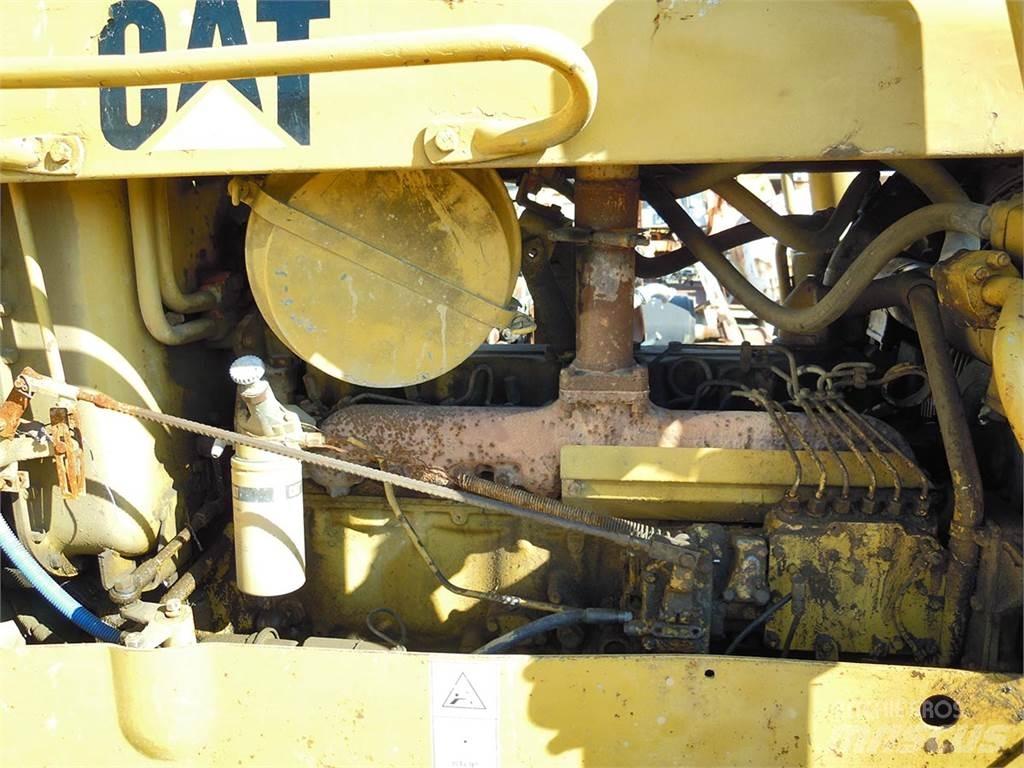 CAT D5B Spycharki gąsienicowe