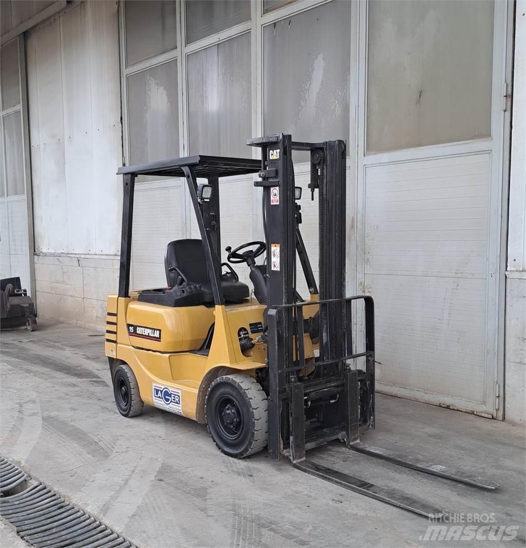 CAT DP15 Wózki Diesla