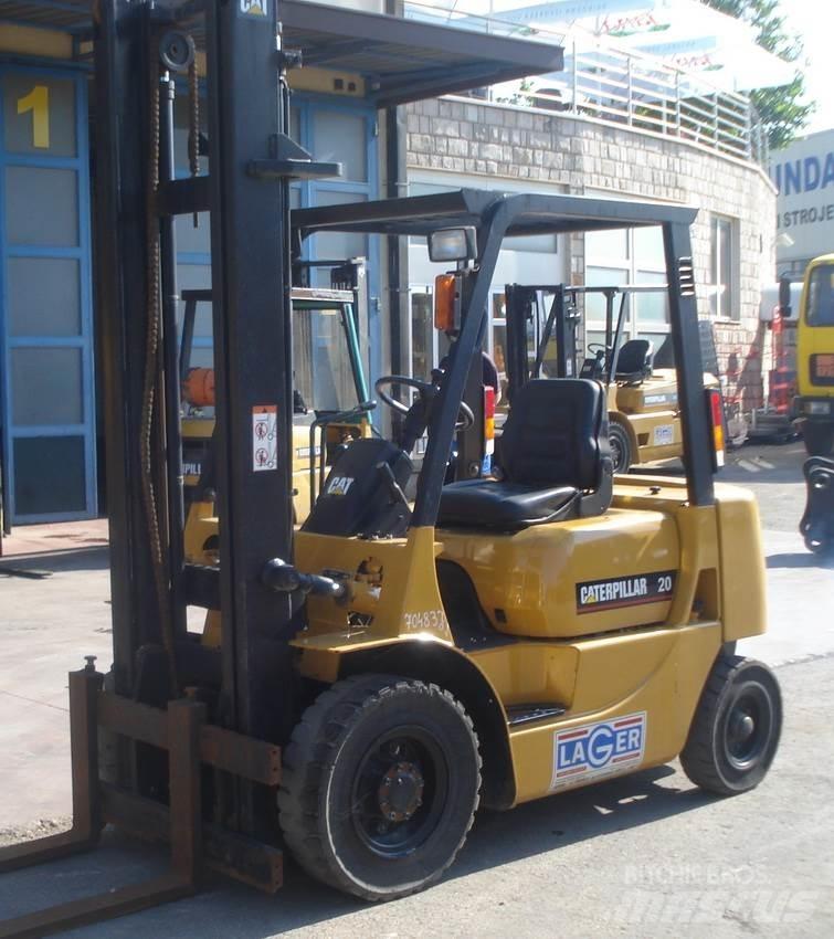 CAT DP20 Wózki Diesla