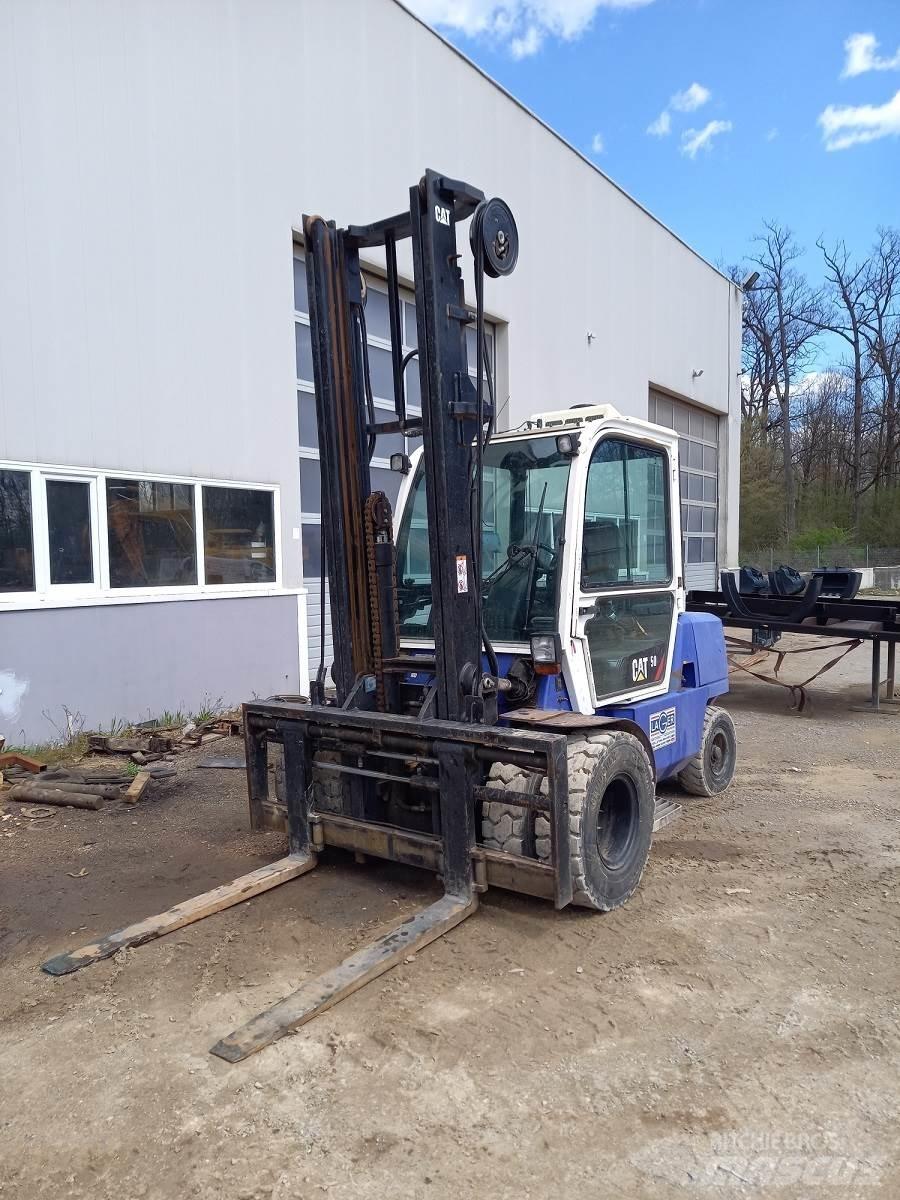 CAT DP50K 2 Wózki Diesla