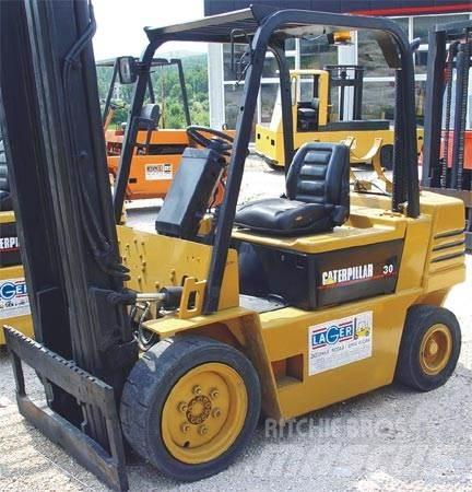 CAT G30S-2 Wózki LPG