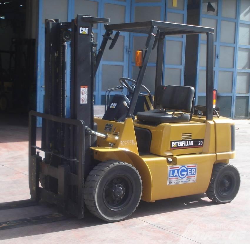 CAT GP20 Wózki LPG